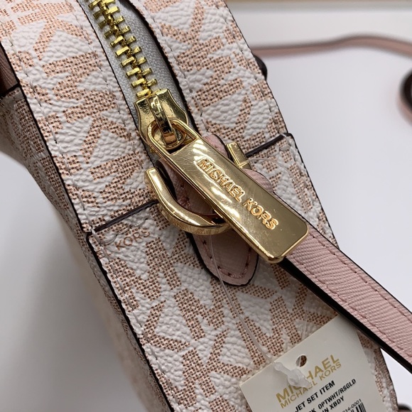 MICHAEL KORS LARGE EAST WEST ZIP CHAIN XBODY OPTIC WHITE ROSE GOLD COLOR - Picture 7 of 16